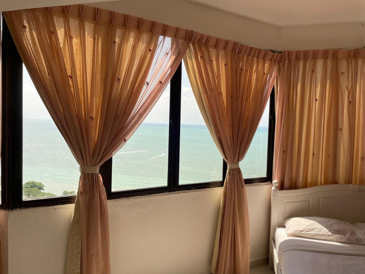 바투 페링기 The Ferringhi Sea View At Sri Sayang 아파트 외부 사진